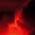 Još jedan potres na Siciliji Etna ponovo bljuje vatru (video)
