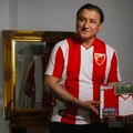 Zvezda predstavila repliku iz barija: Darko Pančev uzeo dres, pa odmah pokazao emocije!