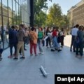 Napad na studente u Novom Sadu, ispred Rektorata održan protest