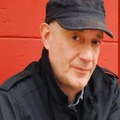 "Govorio je da ide na put, a išao je u bolnicu na zračenja" Naš poznati muzičar najteže dane proveo sam, ni njegova majka nije…