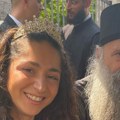 Bivša zadrugarka u društvu patrijarha porfirija: Objavila zajednički selfi i stavila krunu na glavu: "Treba da se molimo"