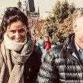 Пребогати ПИСАЦ трилера потрошио силне паре на љубавнице: Новој купио пастува од 350.000 долара и КАМИОН!