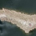 (Foto) Pusto ostrvo usred Srbije: Sve više turista ludi za "čudom" kod Sjenice, evo šta morate da uradite pre nego što kročite…