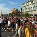 MUP: U Novom Sadu danas se na Turbo kružnom toku okupilo oko 7.800 osoba