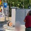 Radnik povređen pri radu sa električnog stuba u Novom Sadu, u toku reanimacija.