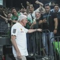 VIDEO Šokantan poraz Obradovićevog Panatinaikosa trojkom uz zvuk sirene, Željko gledao u neverici