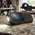 Izdržljiv telefon za teška vremena: Sve više ljudi ga kupuje, baterija traje 7 dana