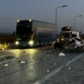 Bračni par iz Srbije bio u autobusu koji se slupao u Grčkoj, žena povredila rebra