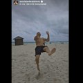 Ibrahimović se zabavlja na plaži