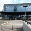 Užas na beogradskom aerodromu: Umrla devojka (20) iz Velike Britanije nakon operacije želuca u Turskoj