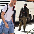 Fudbaleri Srbije uz pratnju anti-terorističkih jedinica stigli u hotel