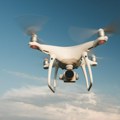 Nova eskalacija u NATO prostoru, Poljska na meti! Oboren dron nad vladinim zgradama, premijer Tusk upozorava: „Najveća pretnja…