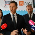 Mali uručio ključeve stana i automobila dobitnicima igre "Uzmi račun i pobedi"