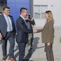 JANKOVIĆ I MESAROVIĆ OBIŠLI FABRIKU „MIONI“ I ODRŽALI RADNI SASTANAK SA MIONIČKIM PRIVREDNICIMA