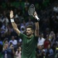 Đoković diše Federeru za vratom!