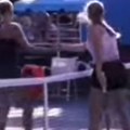 Skandal na AO! Ukrajinka kažnjena jer se rukovala sa ruskom teniserkom: Otac morao da se izvini