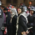 Policija na univerzitetu Kolumbija, uhapšeno 50-ak propalestinskih demonstranata