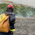 Požari u Srbiji: Helikopteri angažovani u Bogutovcu, sprečeno širenje ka kućama, salašima i torovima