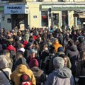 Studenti i danas odali počast žrtvama pada nadstrešnice (FOTO)