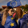 Hiljade ljudi prisustvovalo proevropskim skupovima u Rumuniji