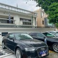 Uhapšen lažni ambasador: Vodio izmišljenu ambasadu, imao fotošopirane slike sa svetskim liderima