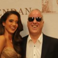 Govor Saše matića rasplakao javnost Pevač se obrati ćerki Tari, a onda je na gala slavlju nastao muk