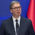 Vučić razgovarao sa ukrajinskim predsednikom Zelenskim