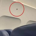 Tajna funkcija crnih trouglića u avionu! Mnogi ne znaju čemu služe i zašto baš stoje kod posebnih sedišta