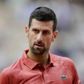 Dobre vesti iz Pariza - Novak će se brzo oporaviti: Đoković ne igra na Vimbldonu, a učešće na Olimpijskim igrama zavisi…