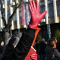 Studentski protest ispred suda i tužilaštva u Novom Sadu, poručuju da fakulteti ostaju zatvoreni (FOTO)