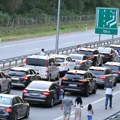 Gužve na granicama: Vozači čekaju satima na izlasku iz Srbije: Majduže na Batrovcima, do 4 sata