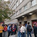 Блокада Пете београдске гиманзије наставља се и данас