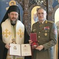General Milan Mojsilović odlikovan Krstom Svetog Varnave Hvostanskog