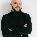 Građanin u 21 sat: Gosti Aleksandar Nikolić i sociolog Aleksa Vukašinović