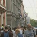 Protest „(Ne)bojte se, i dalje smo tu“ završen ispred Rektorata: Studenti poručili građanima da ih očekuju 23. maja na Slaviji…