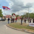 Policija privela dva srednjoškolca u Zrenjaninu zbog dobacivanja naprednjacima