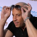 Ne zna ko mu je otac, a ženu, decu i brata blizanca krije od svih: Glumac na prvom filmu zaratio sa Spilbergom