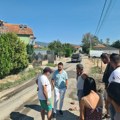 Meštani Novog Naselja ne dozvoljavaju asfaltiranje: Prvo neka reše kanalizaciju