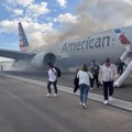 Drama na aerodromu: Putnici evakuisani iz aviona zbog požara