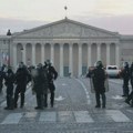 Pucnjava u okolini Pariza: Jedna osoba ubijena, najmanje četiri povređene
