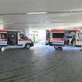 U Vojnu bolnicu stigla dva nova saniteta i vozilo za dijalizu