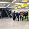 Srpkinja na aerodromu htela da pomogne nepoznatoj ženi pa njenom reakcijom ostala zatečena: "ljudi moji kad se ona izbečila…