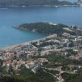 Сутра ванредни избори у Будви: Град на црногорском приморју којим се готово годину дана управља из затвора