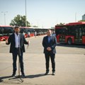 Šapić predstavio nove autobuse – sindikati kritikuju promociju privatnih prevoznika