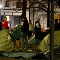 Studenti koji traže prekid blokade se okupili u Pionirskom parku, planiraju da provedu noć ispred Predsedništva