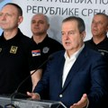 Dačić: Policija brutalno napadnuta, povređeno je 75 policijskih službenika, privedeno 114 osoba
