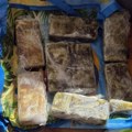 Zaplenjena droga vredna preko 200.000 evra: Policija uhapsila osumnjičenog, u autu mu nađeno 5,5 kg heroina!