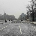 Pogledajte nove fotke zavejanog Beograda: A ledena kiša tek stiže