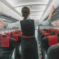 Dva omiljena napitka koja nikad ne treba naručivati u avionu: Stjuardese upozoravaju, a istraživanje potvrdilo