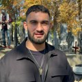 Pobednik "Zvezda Granda" došao na grob Tome Zdravkovića: Ima jak razlog za to, pomenuo i Cecu